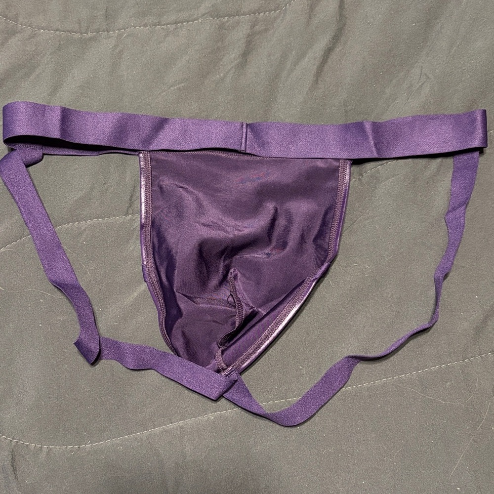 Purple jock ((#82) - Picture 2 of 3